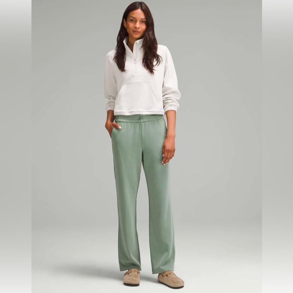 Lululemon Brushed Softstreme Pant - Size 10